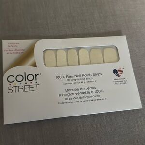 Color Street Nail Polish Strips in Cream
Over the Moon
